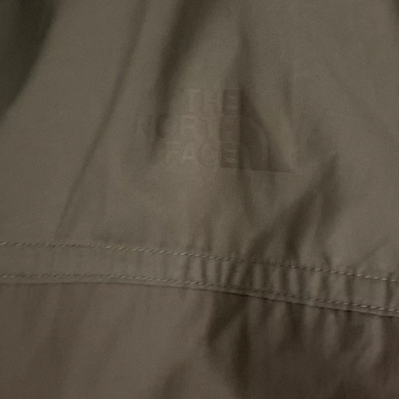 THE NORTH FACE GREEN RAIN WINDBREAKER Jacket CHIC - Picture 8 of 8